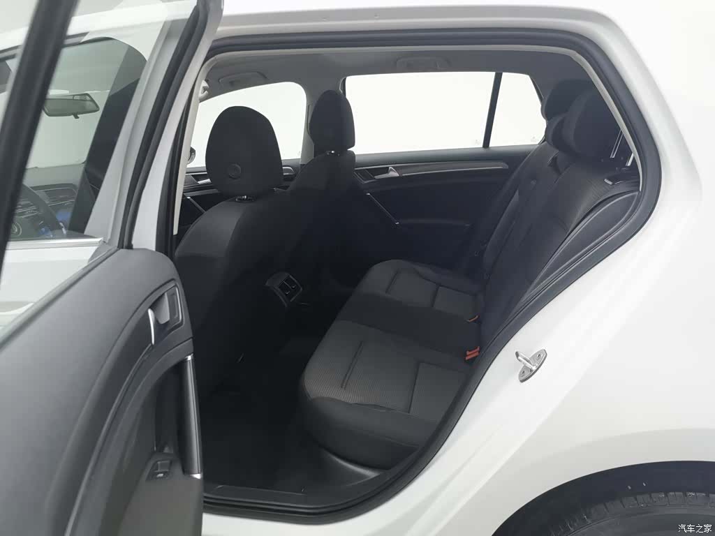 Volkswagen Golf, 2016 15