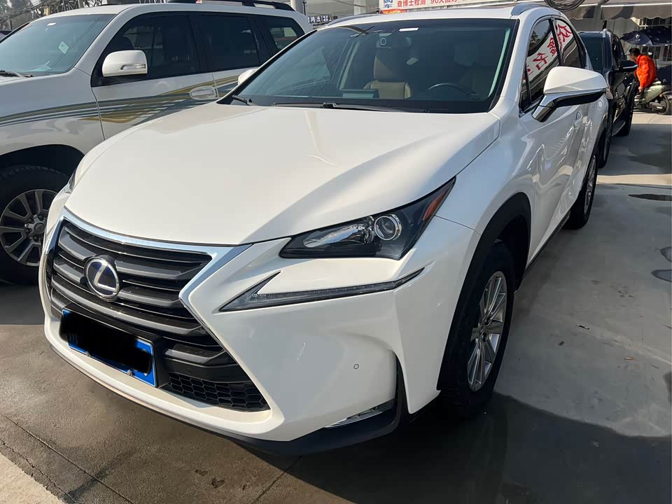 Lexus NX