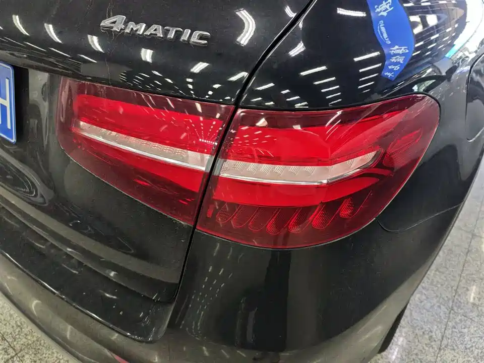 Mercedes-Benz GLC Mercedes-Benz GLC