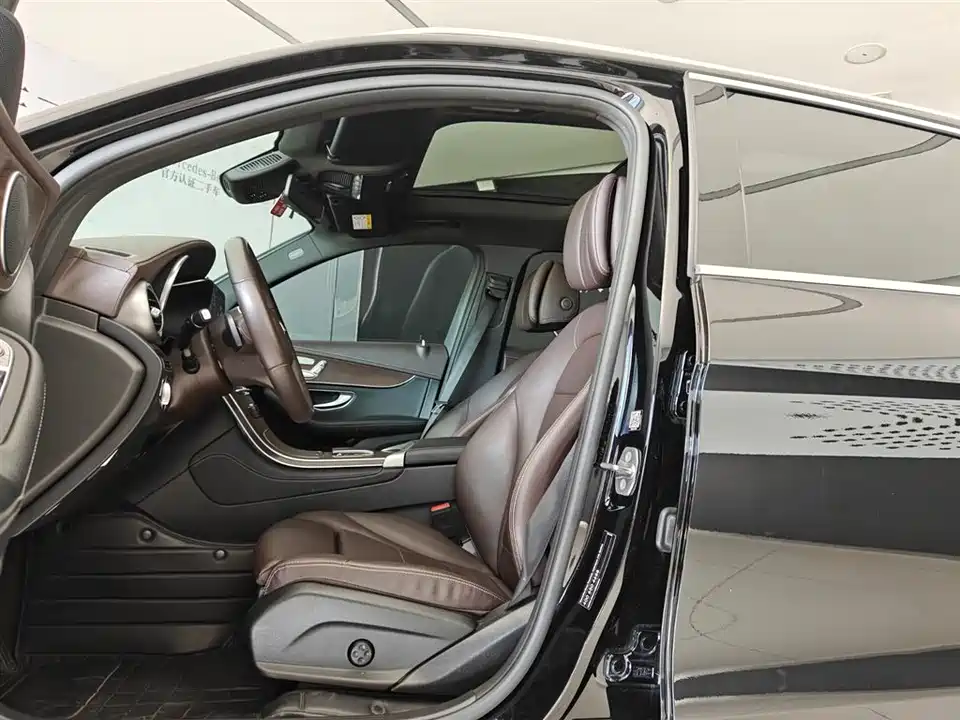 Mercedes-Benz GLC Mercedes-Benz GLC