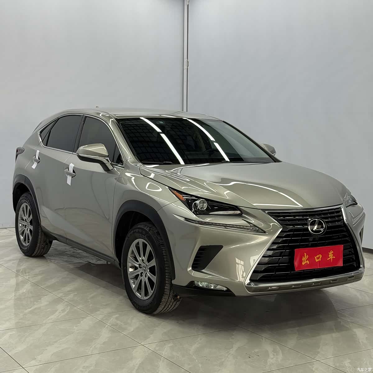 Lexus NX, 2021 3