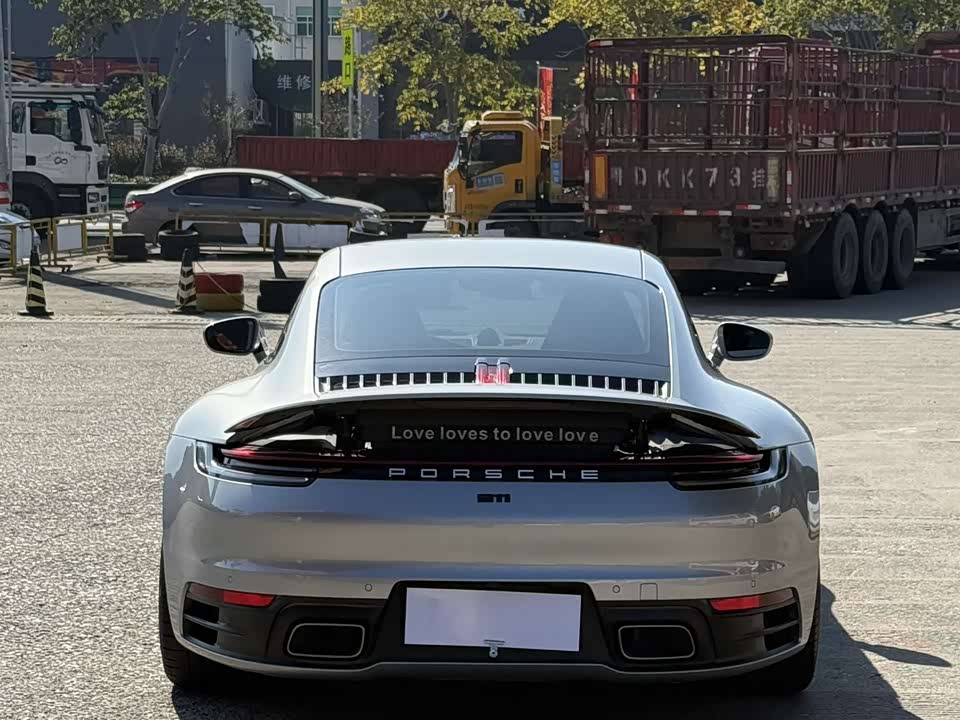 Porsche 911