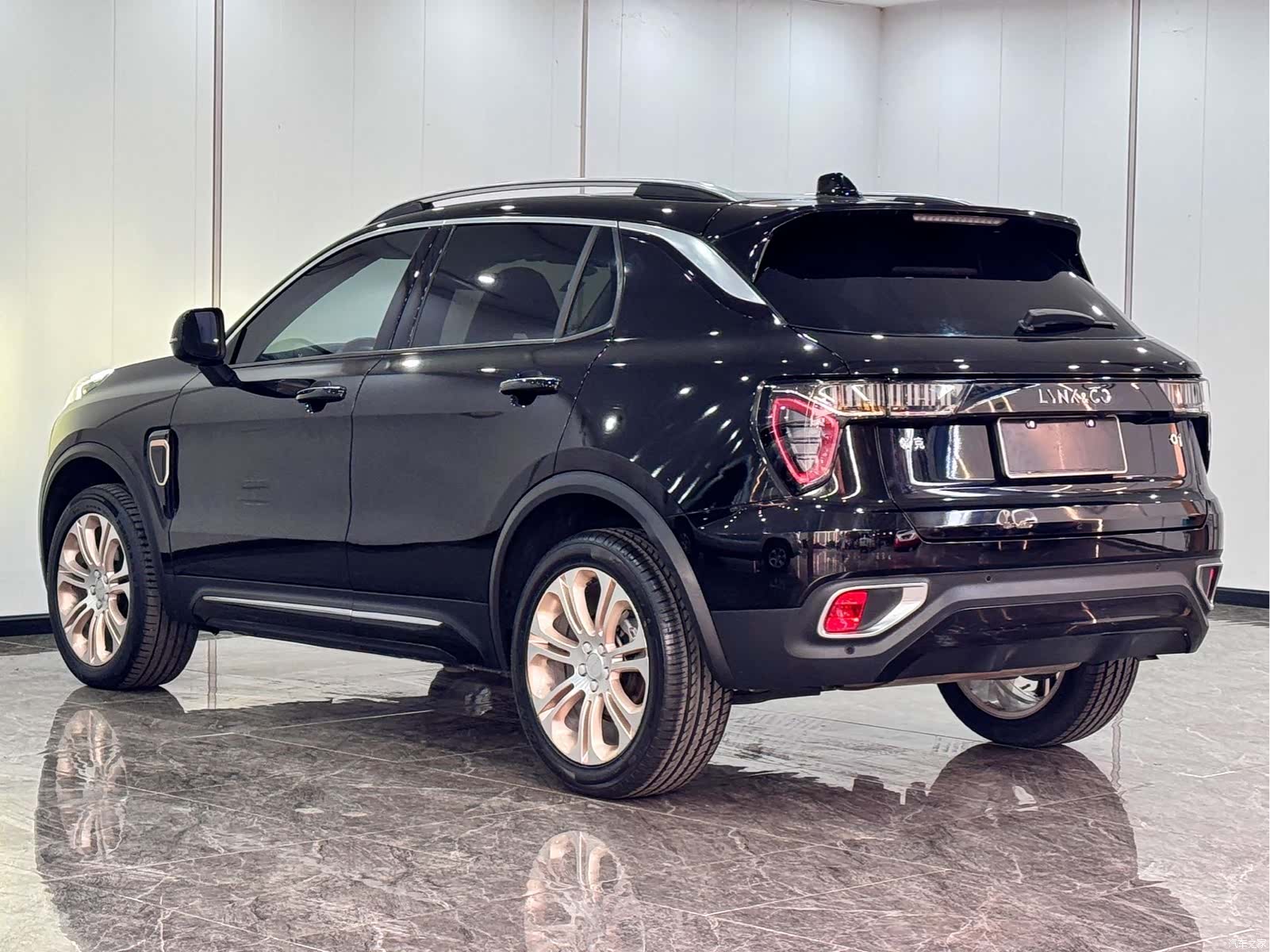 Lynk & Co 01, 2018 8