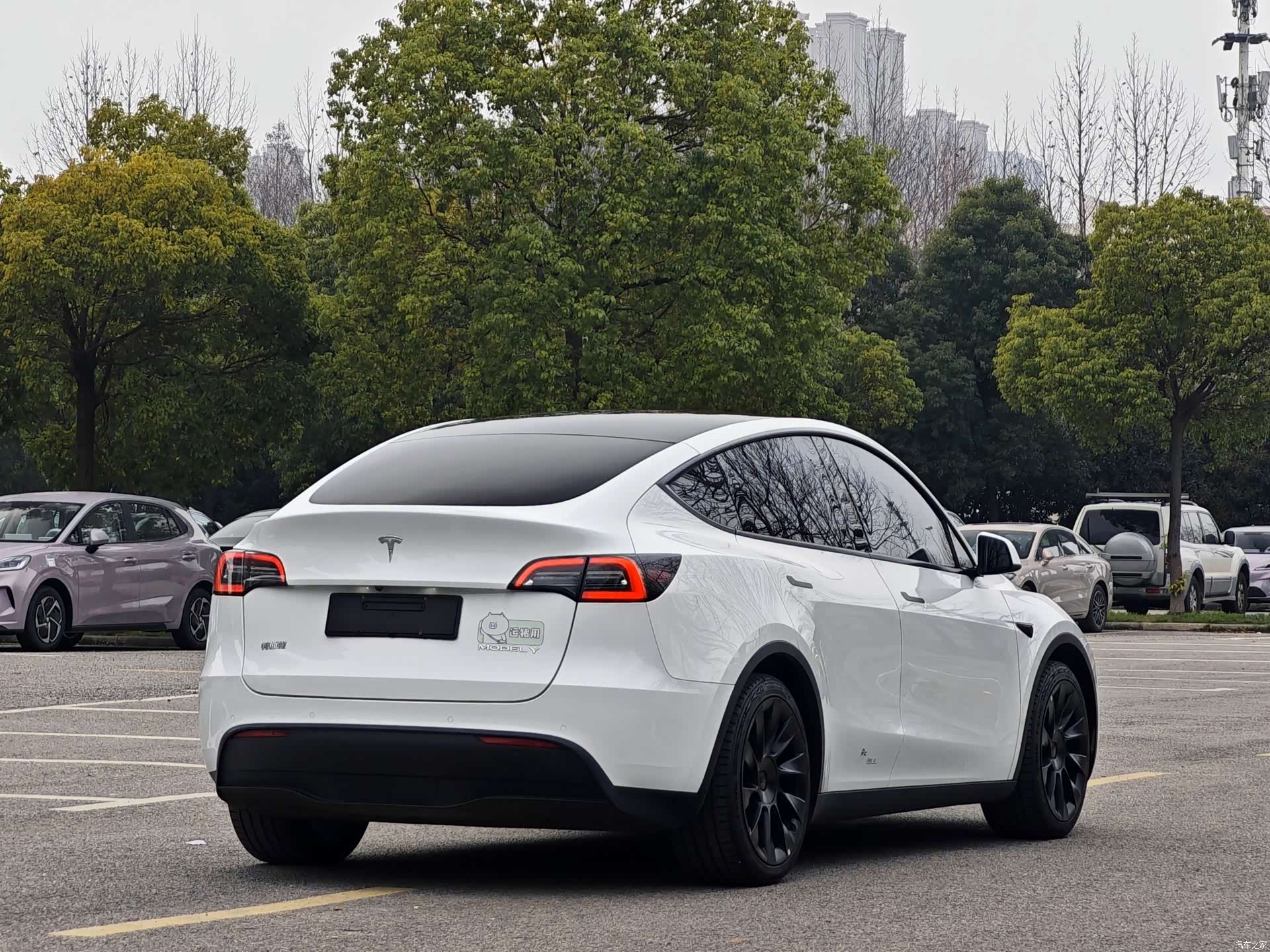 Tesla Model Y, 2022 7