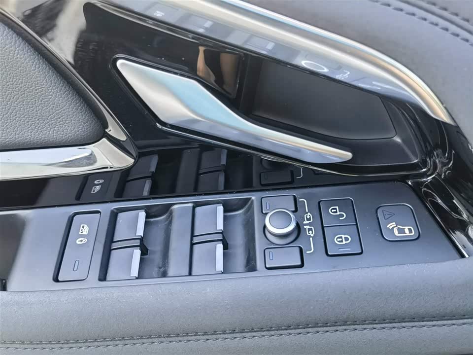 Land Rover Range Rover Aurora