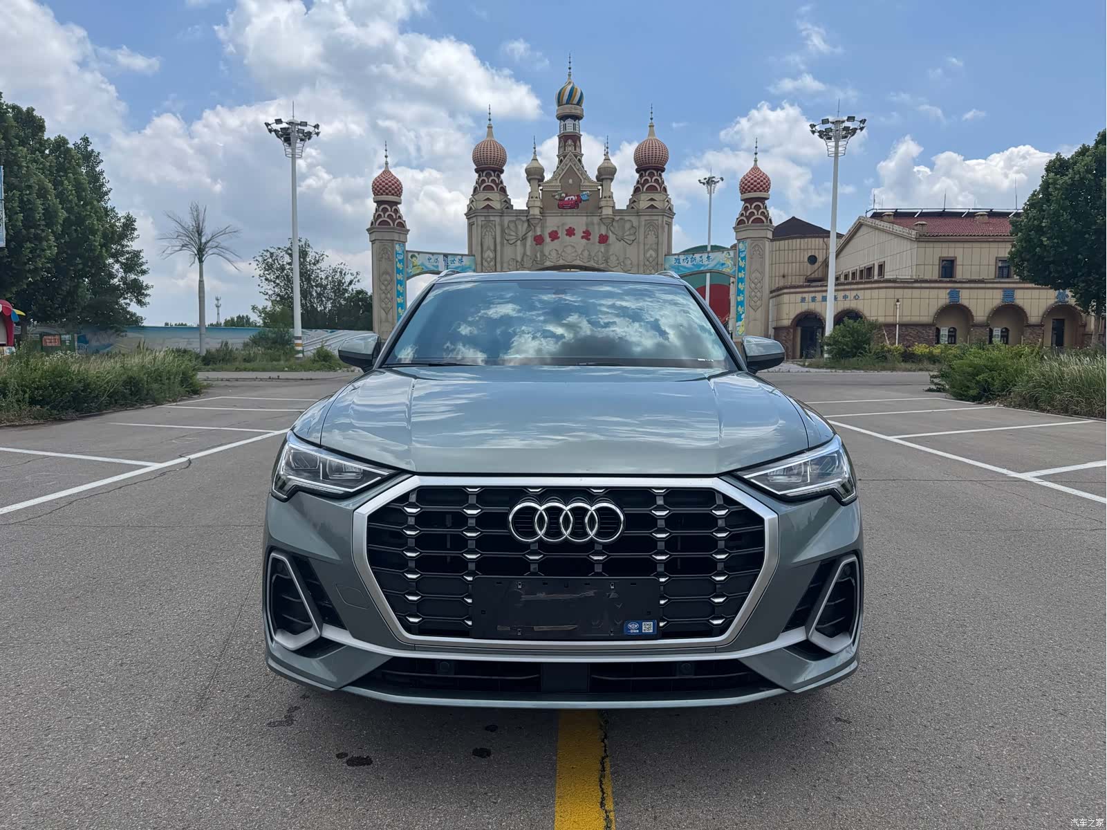 Audi Q3, 2023 3