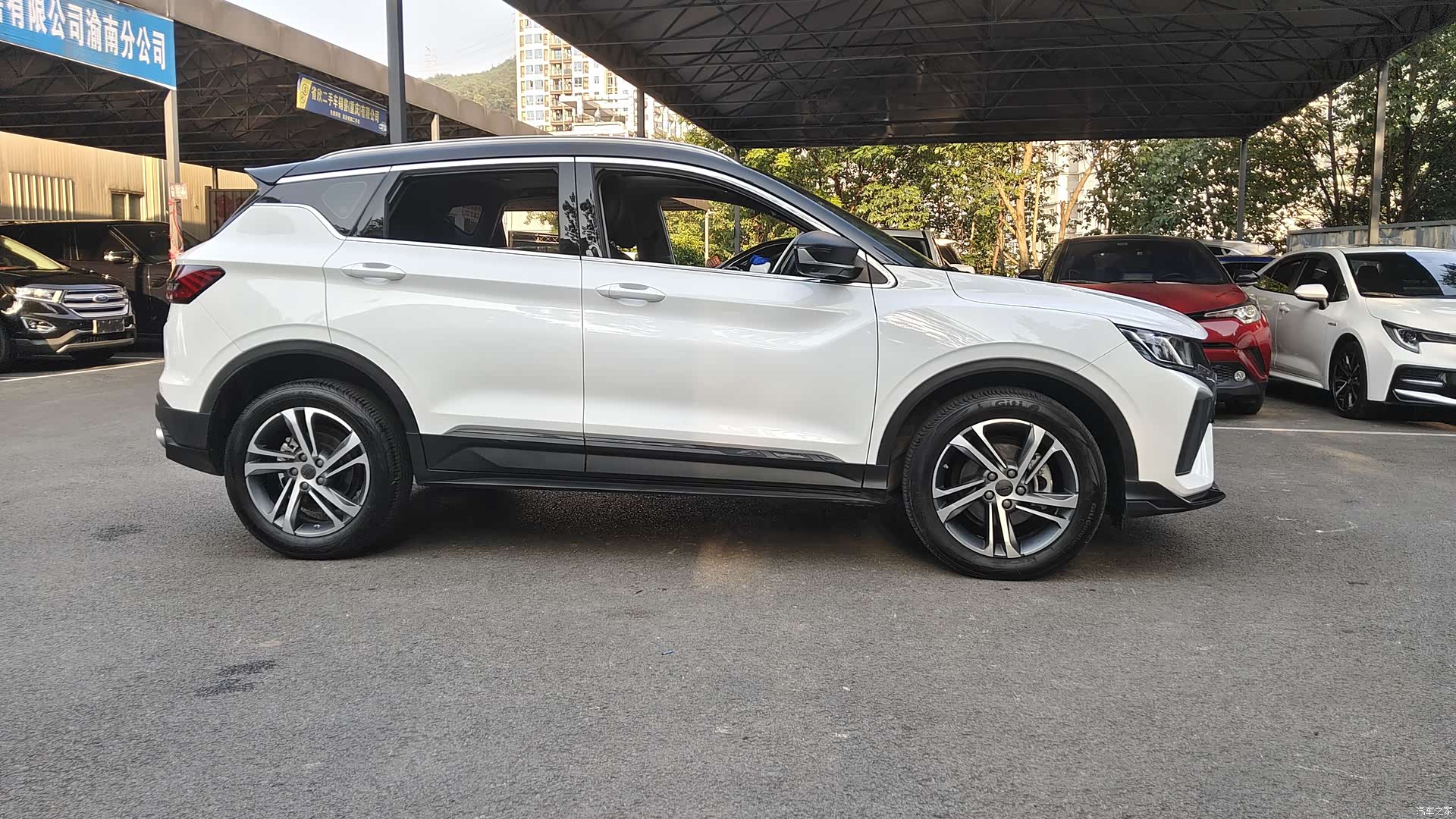 Geely Coolray, 2022 все фото