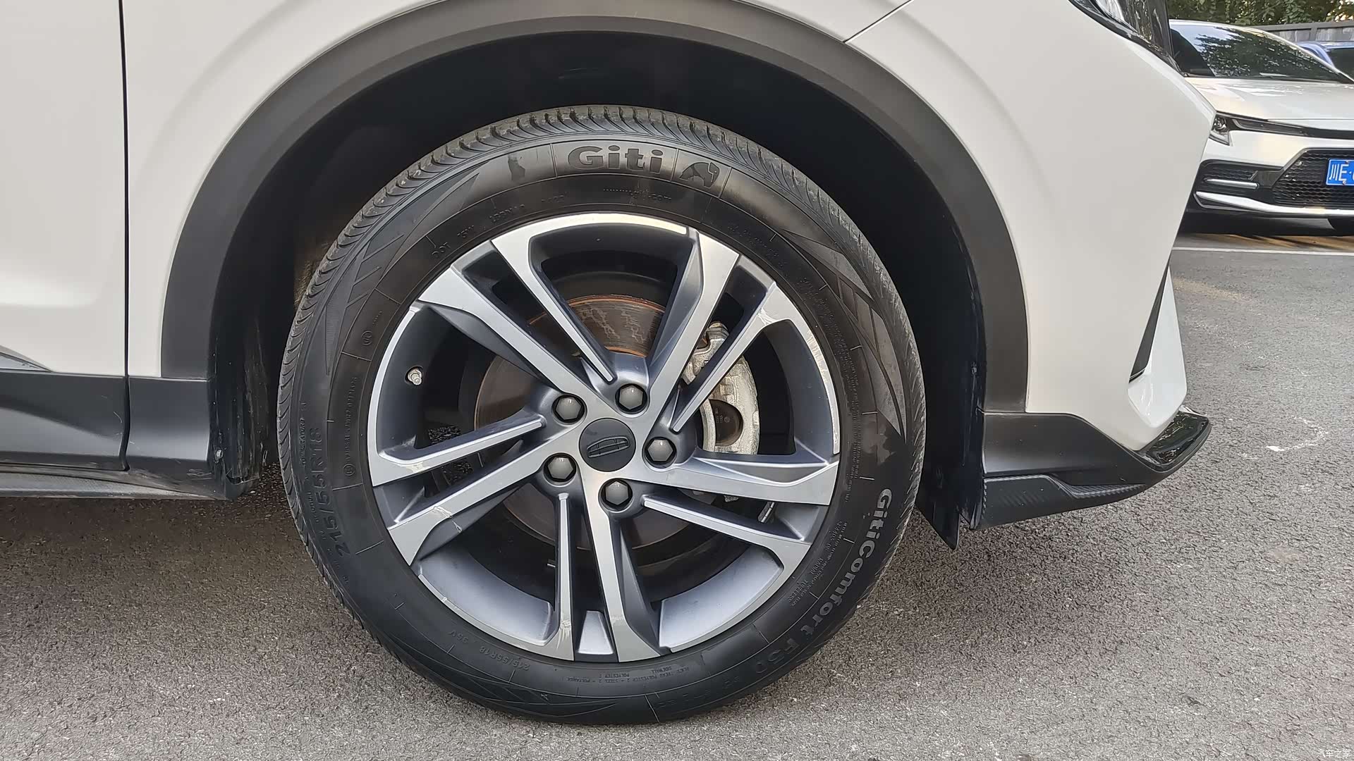 Geely Coolray, 2022 4