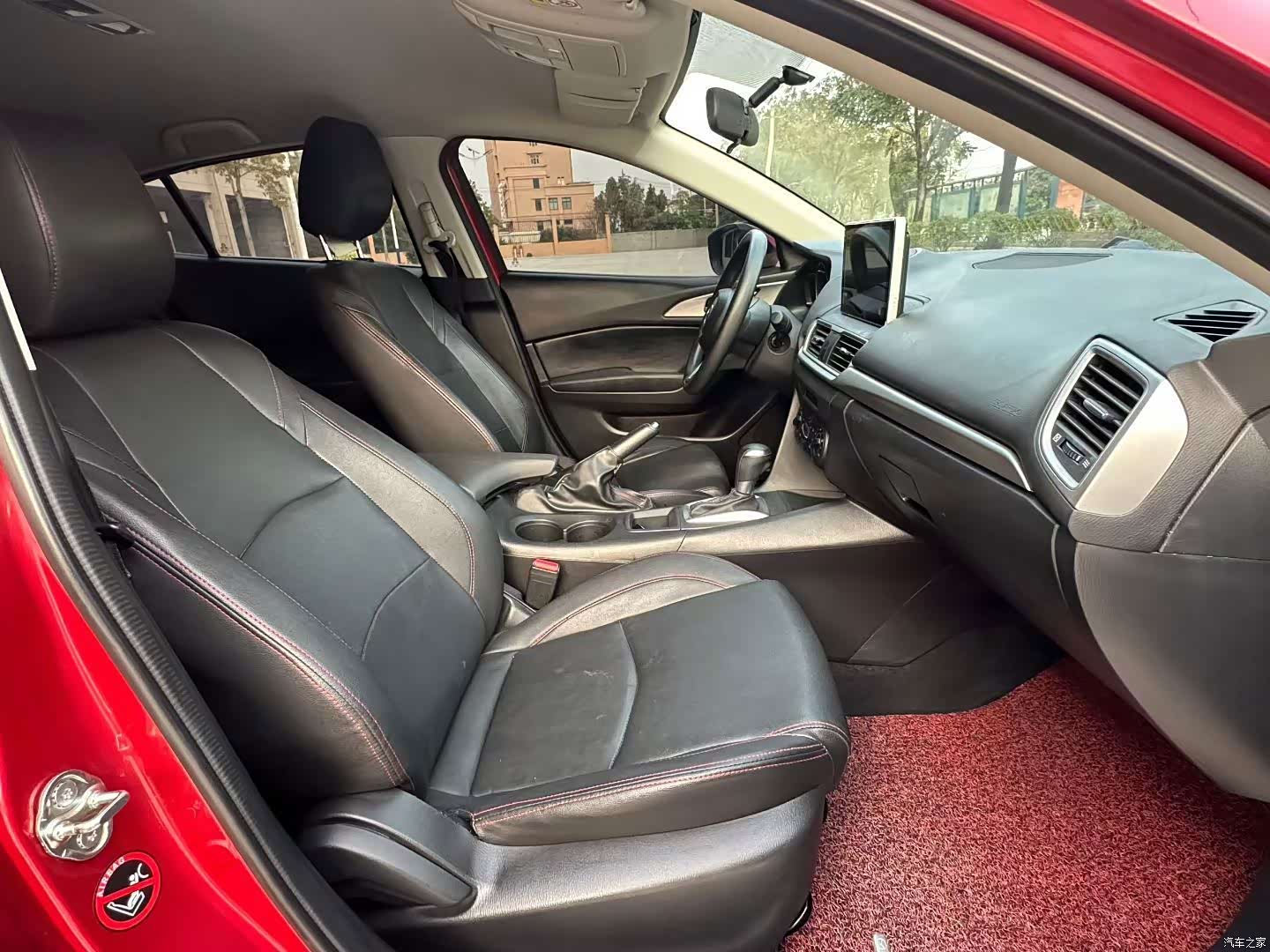 Mazda Mazda3, 2019 4