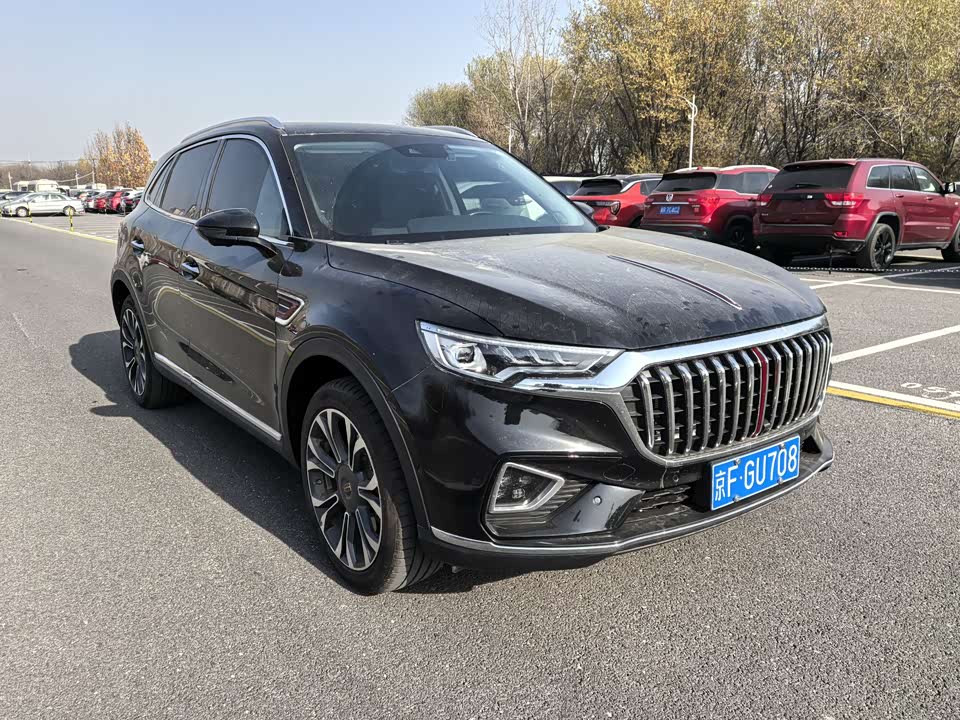Hongqi HS5