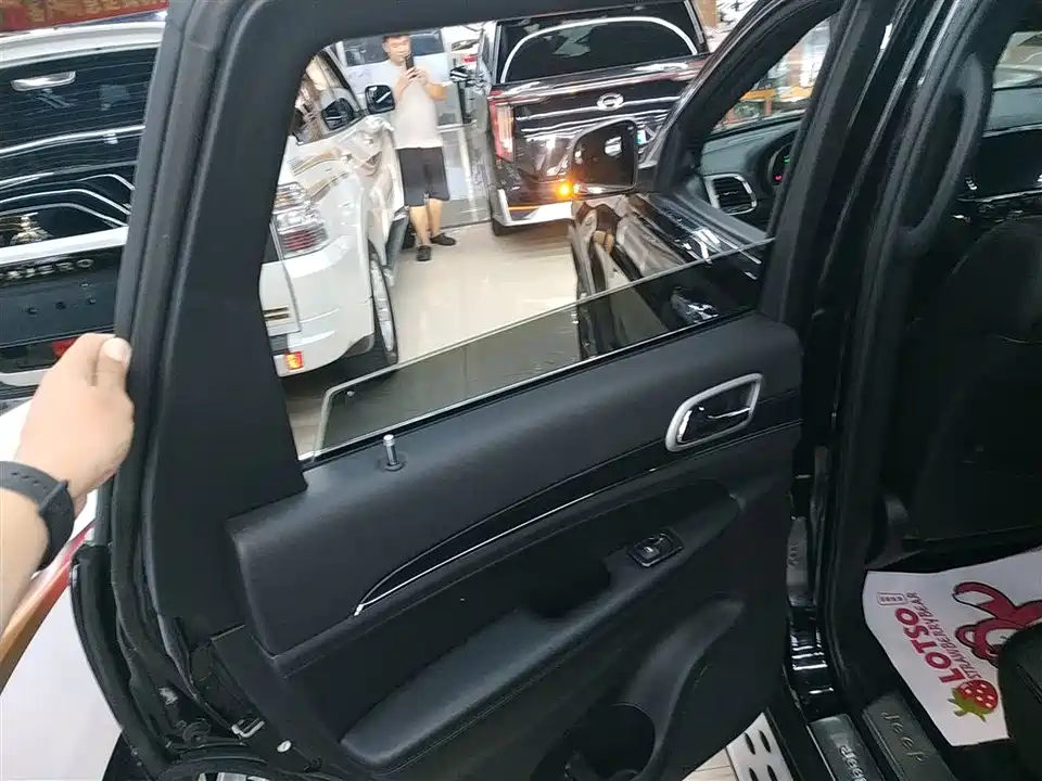 Jeep Grand Cherokee Jeep Grand Cherokee