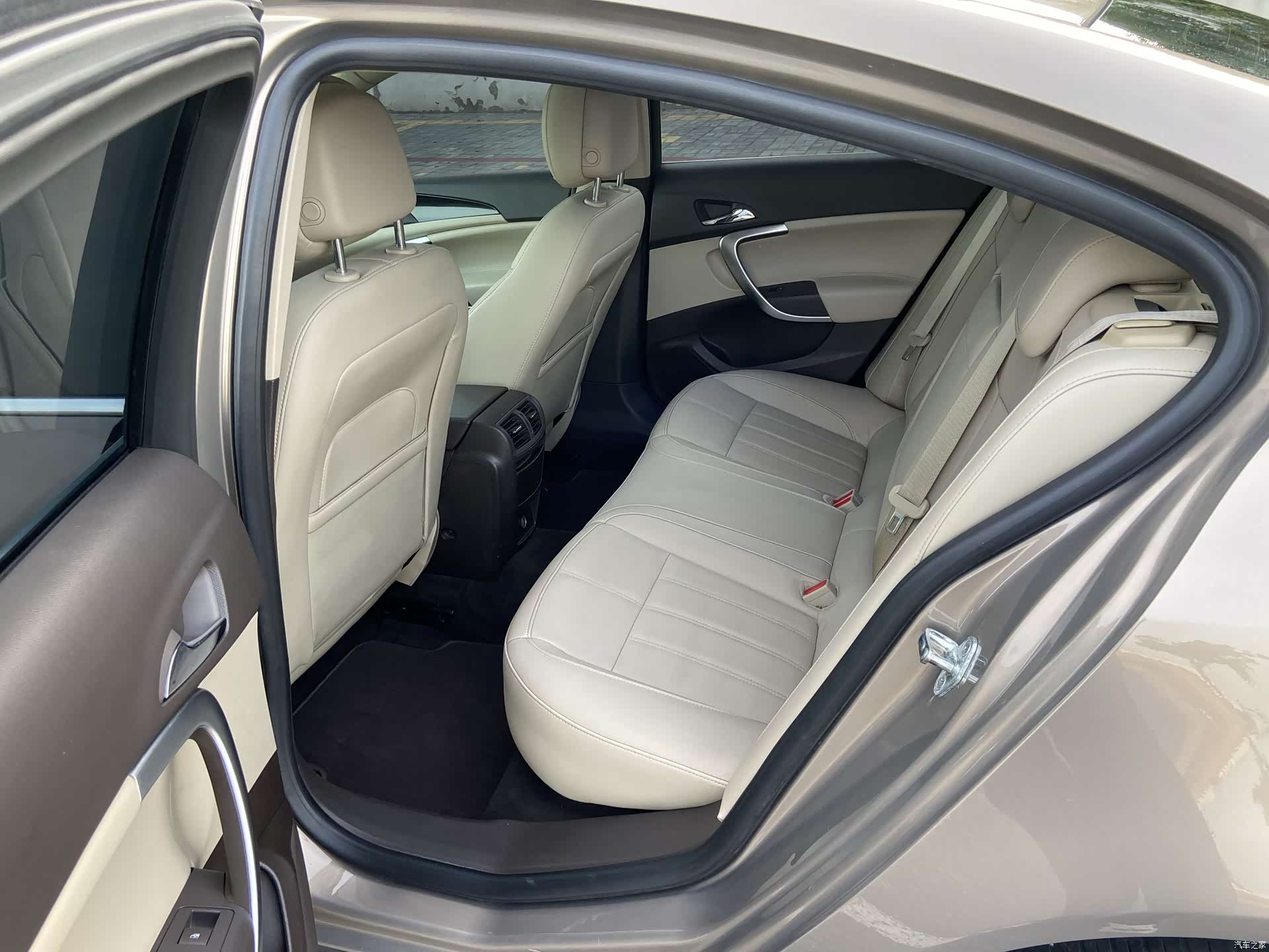 Buick Regal, 2015 9