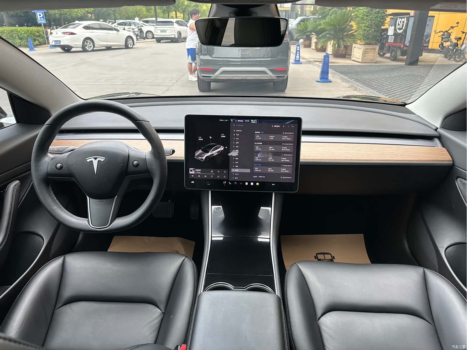 Tesla Model 3, 2020 11