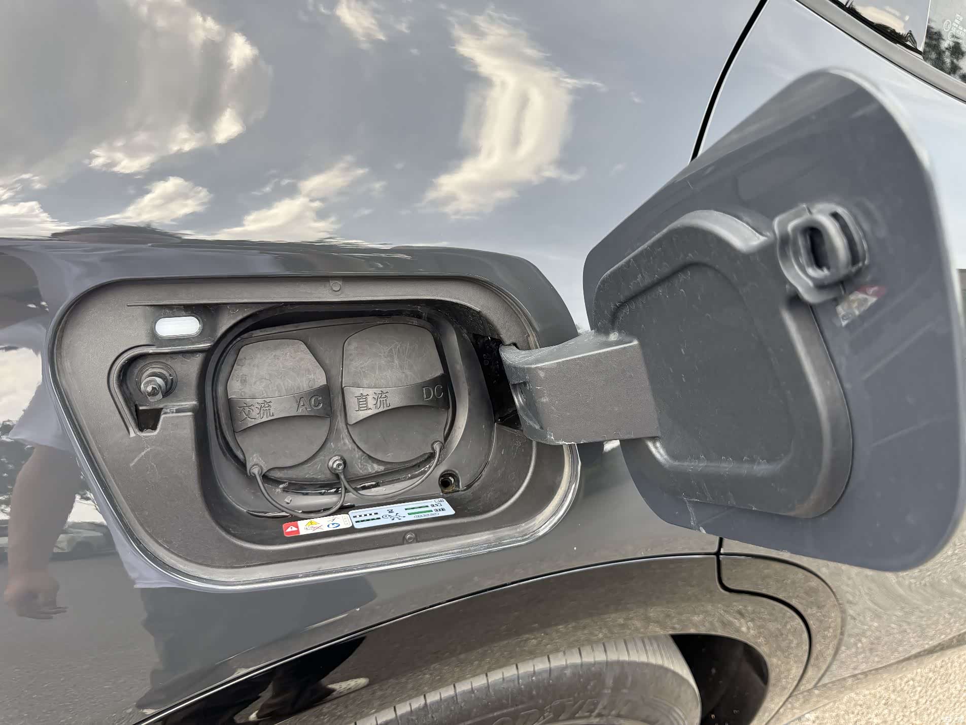 Volkswagen 06, 2025 16
