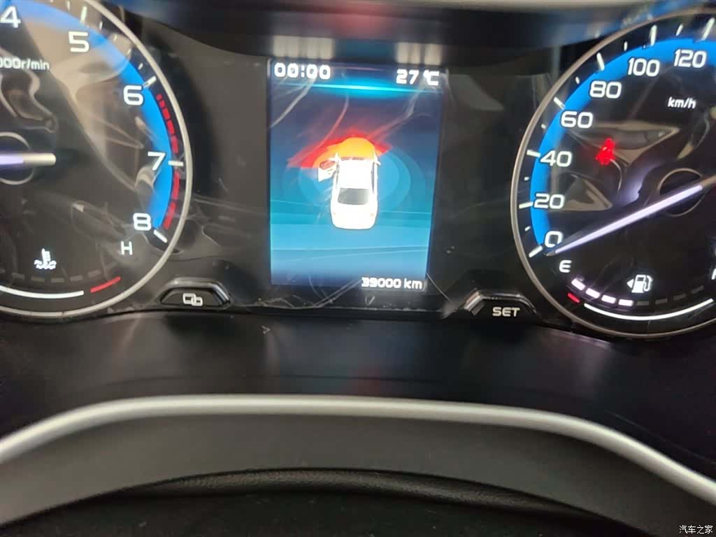 Geely Emgrand, 2018 12