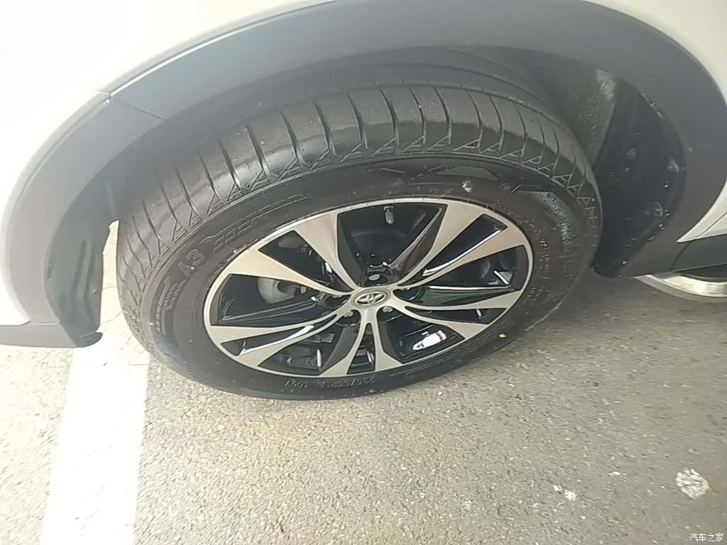 Toyota RAV4, 2015 23