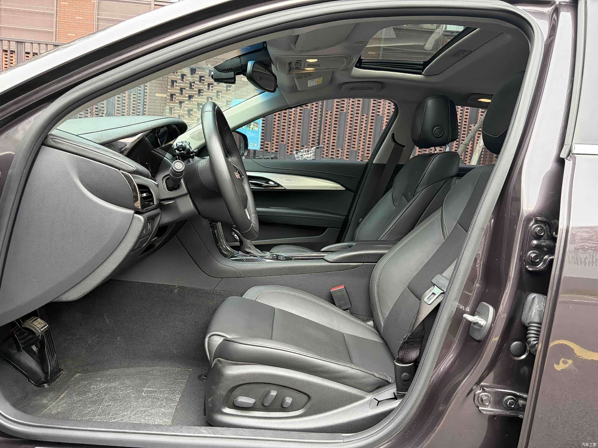 Cadillac ATS-L, 2017 все фото