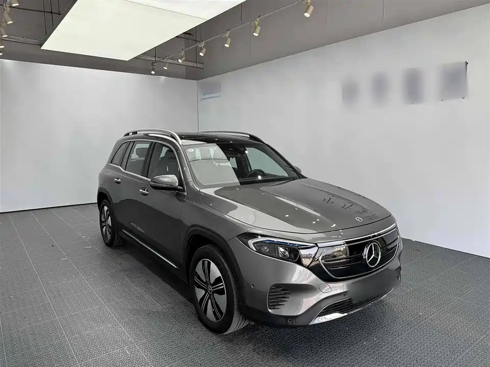 Mercedes-Benz EQB Mercedes-Benz EQB
