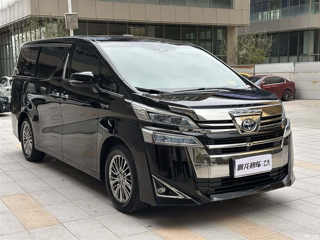Toyota Vellfire, 2021 все фото