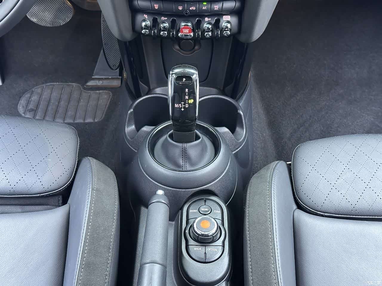 Mini Cooper, 2020 13