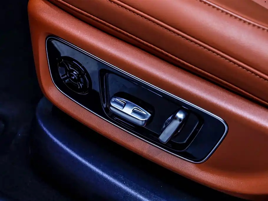 Li Auto Ideal L8