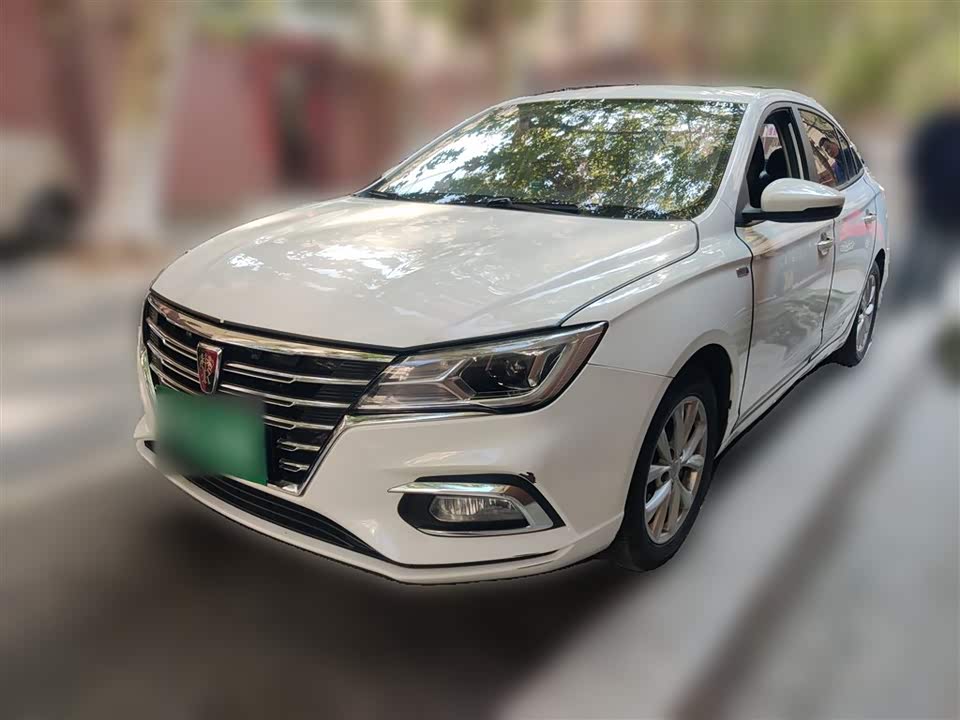 Roewe i5