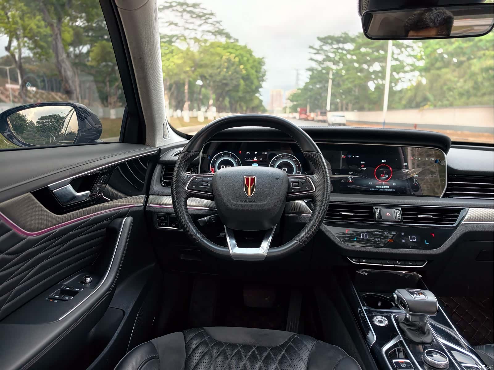Hongqi HS5, 2023 18