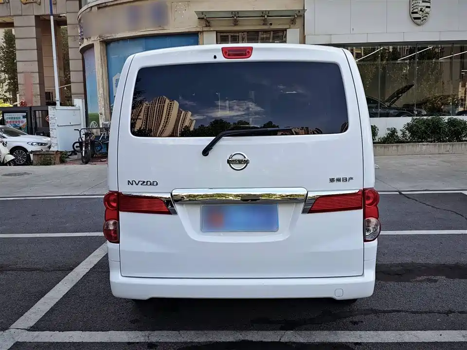 Nissan NV200 Nissan NV200