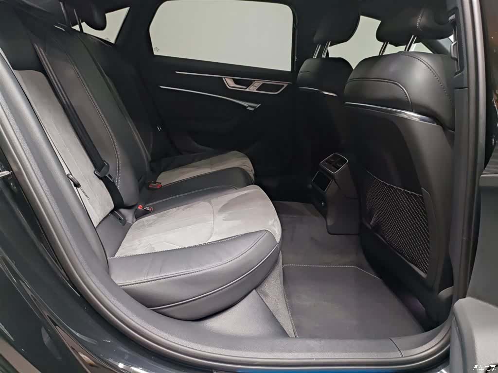Audi A6L, 2024 7