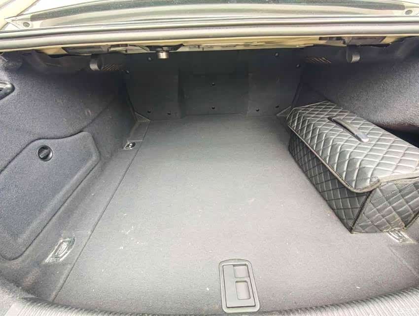 Audi A6L, 2013 12