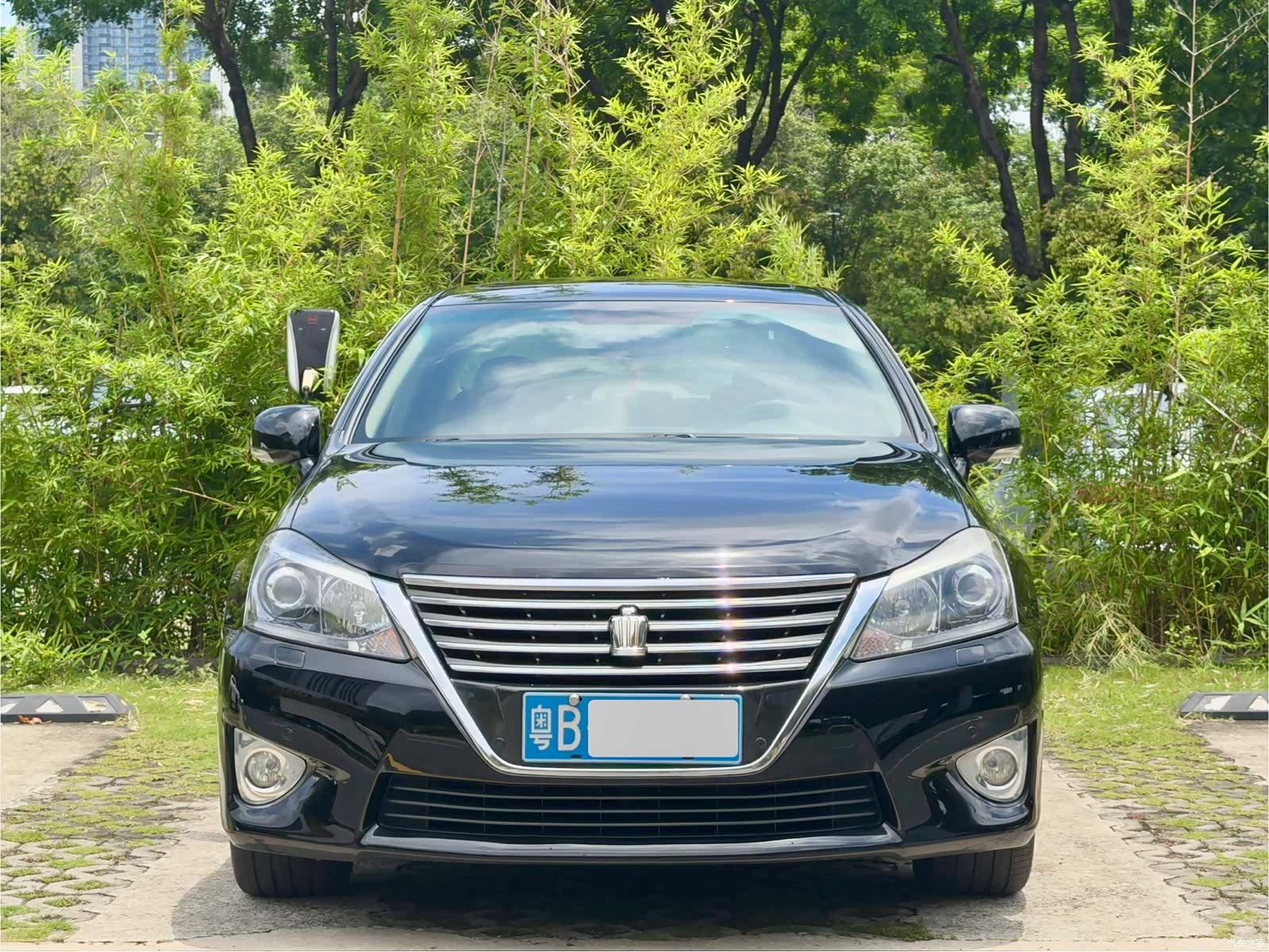 Toyota Crown, 2014 2