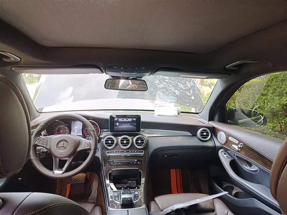 Mercedes-Benz GLC Mercedes-Benz GLC