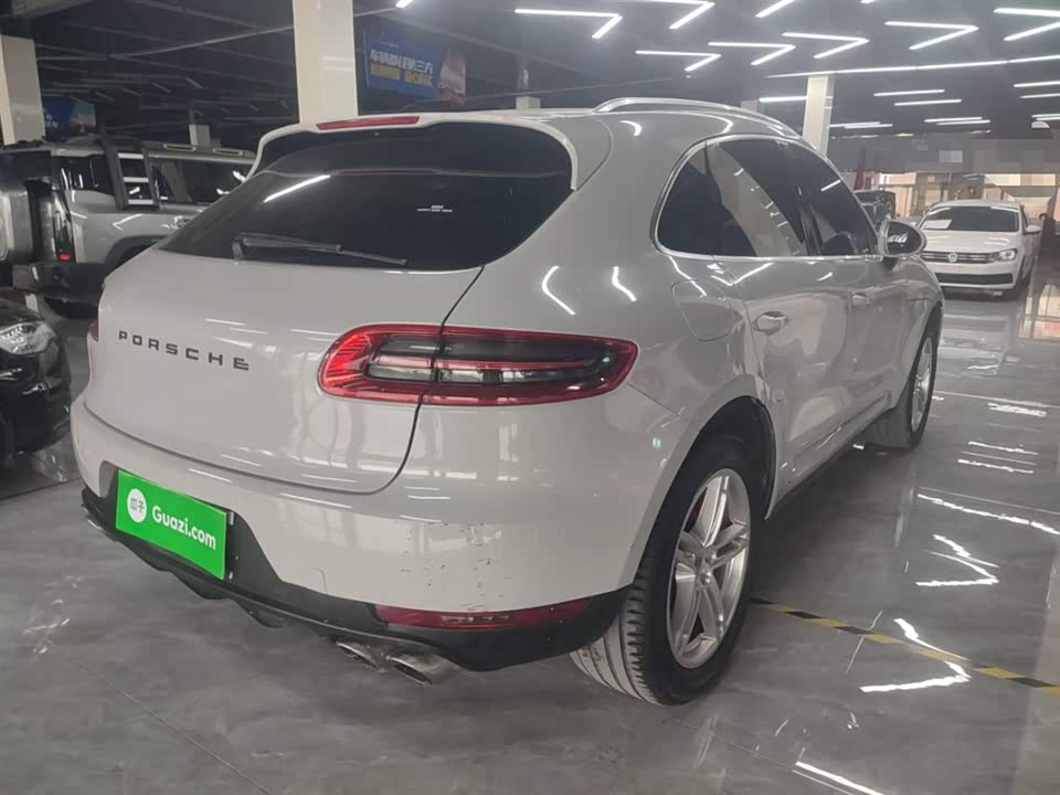 Porsche Macan
