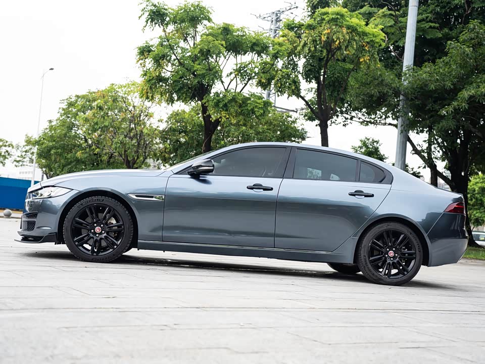 Jaguar XEL Jaguar XEL