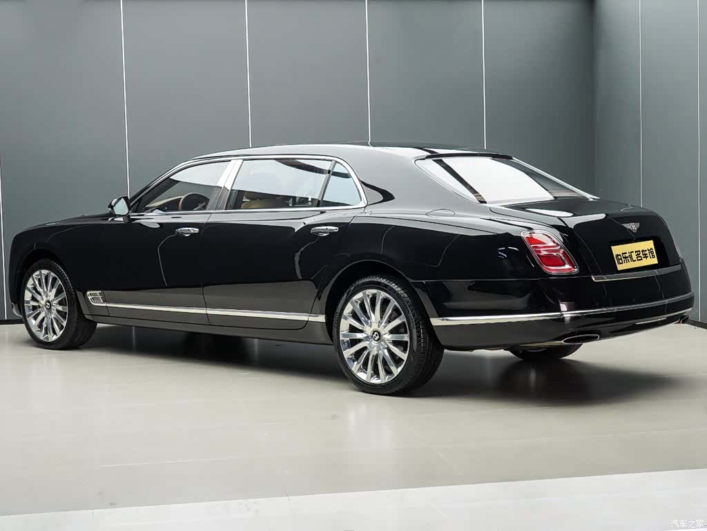 Bentley Mulsanne, 2019 21