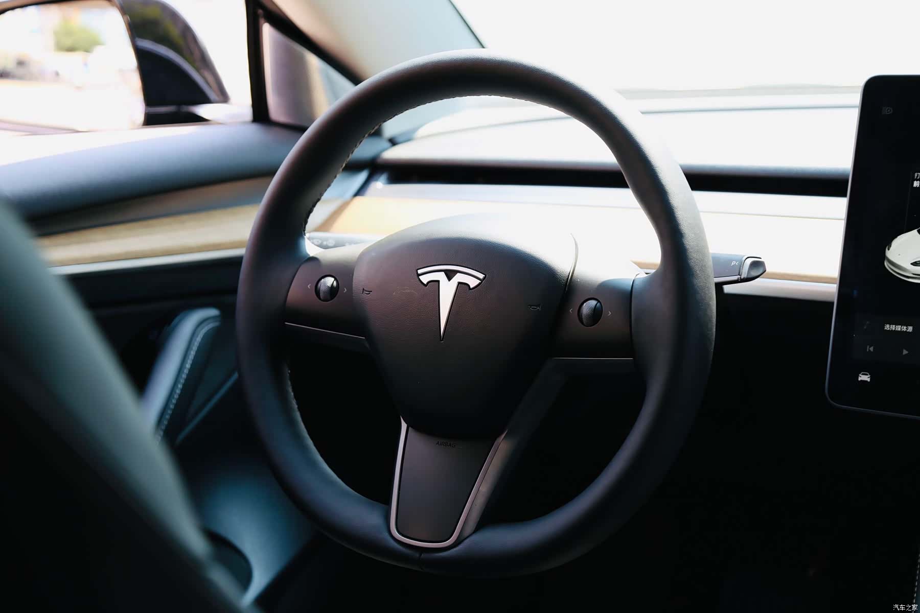 Tesla Model 3, 2021 11