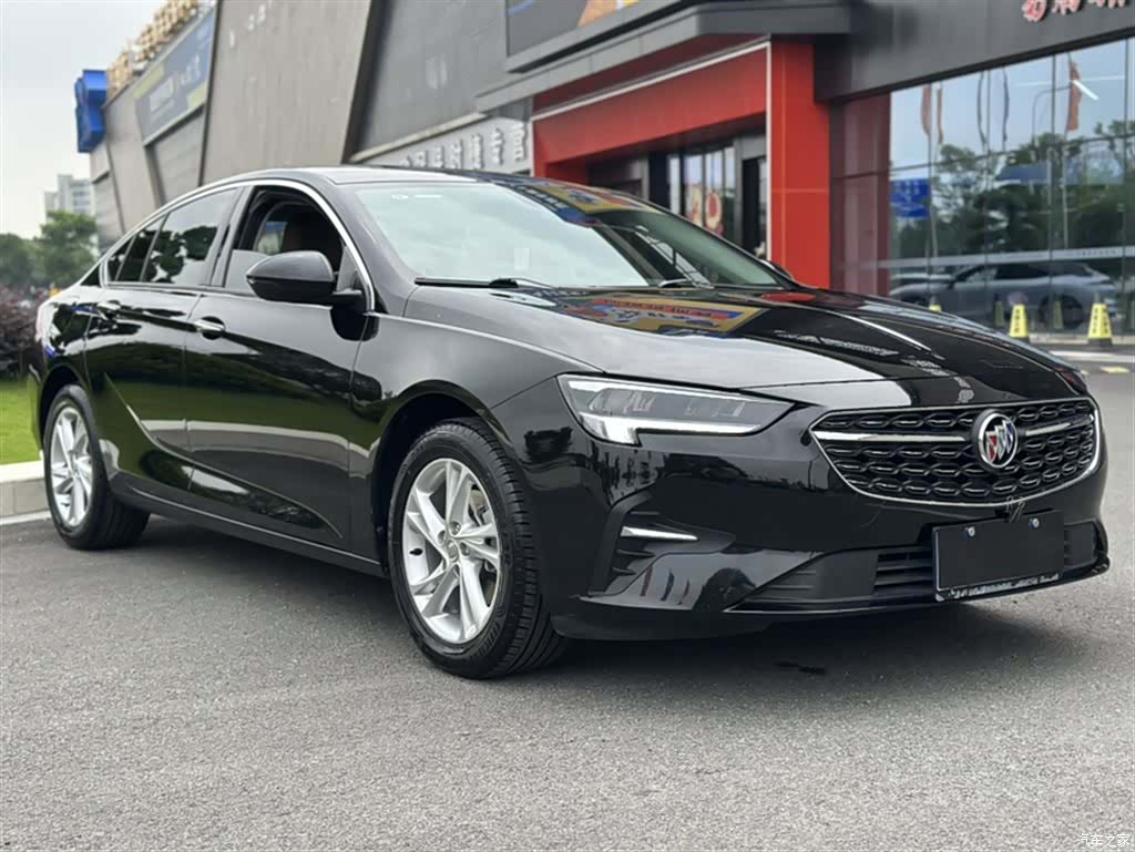 Buick Regal, 2023 все фото