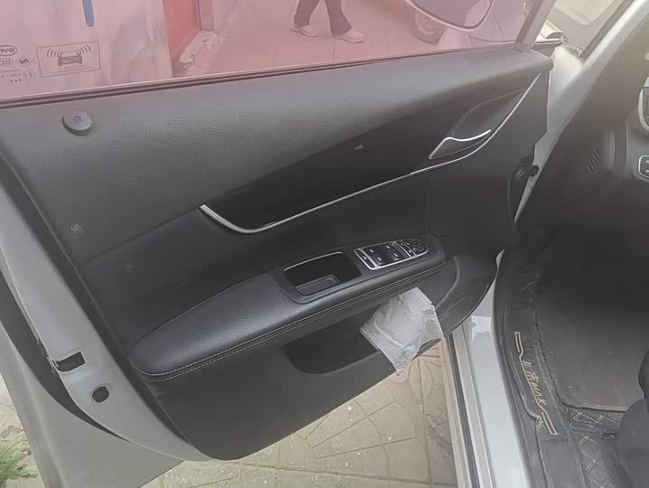 BYD Song MAX 2017 1.5T АКПП zhi lian Elite 7 seats