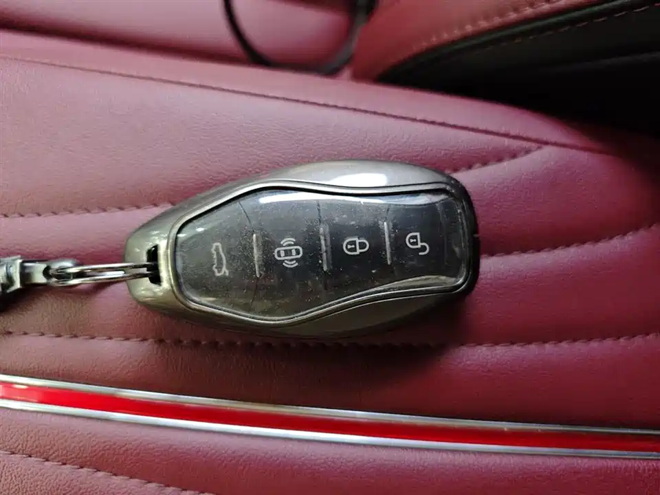 Hongqi H5
