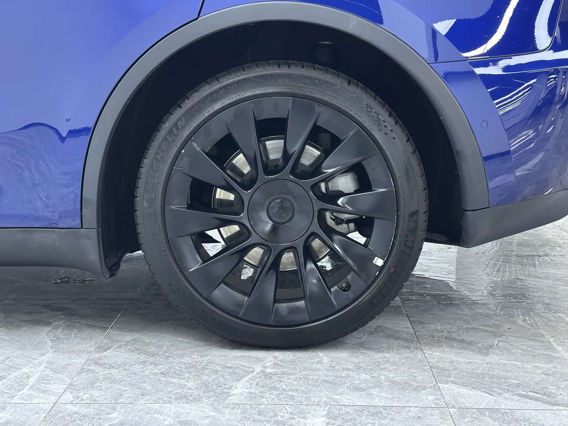 Tesla Model Y, 2022 20