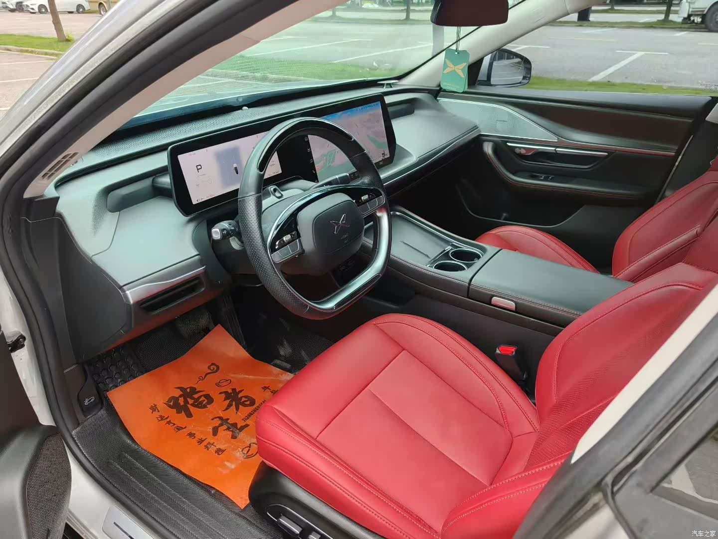 Xpeng P7, 2023 все фото