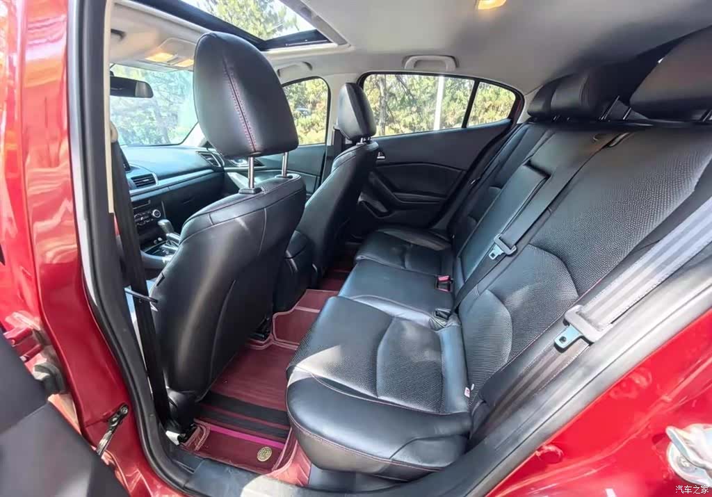 Mazda Mazda3, 2014 6