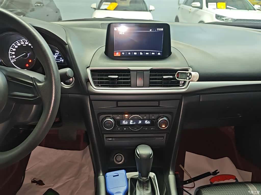 Mazda Mazda3, 2020 13