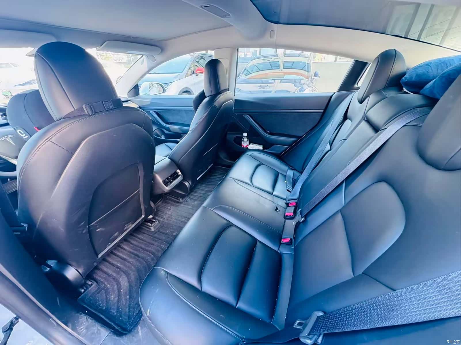 Tesla Model 3, 2020 15