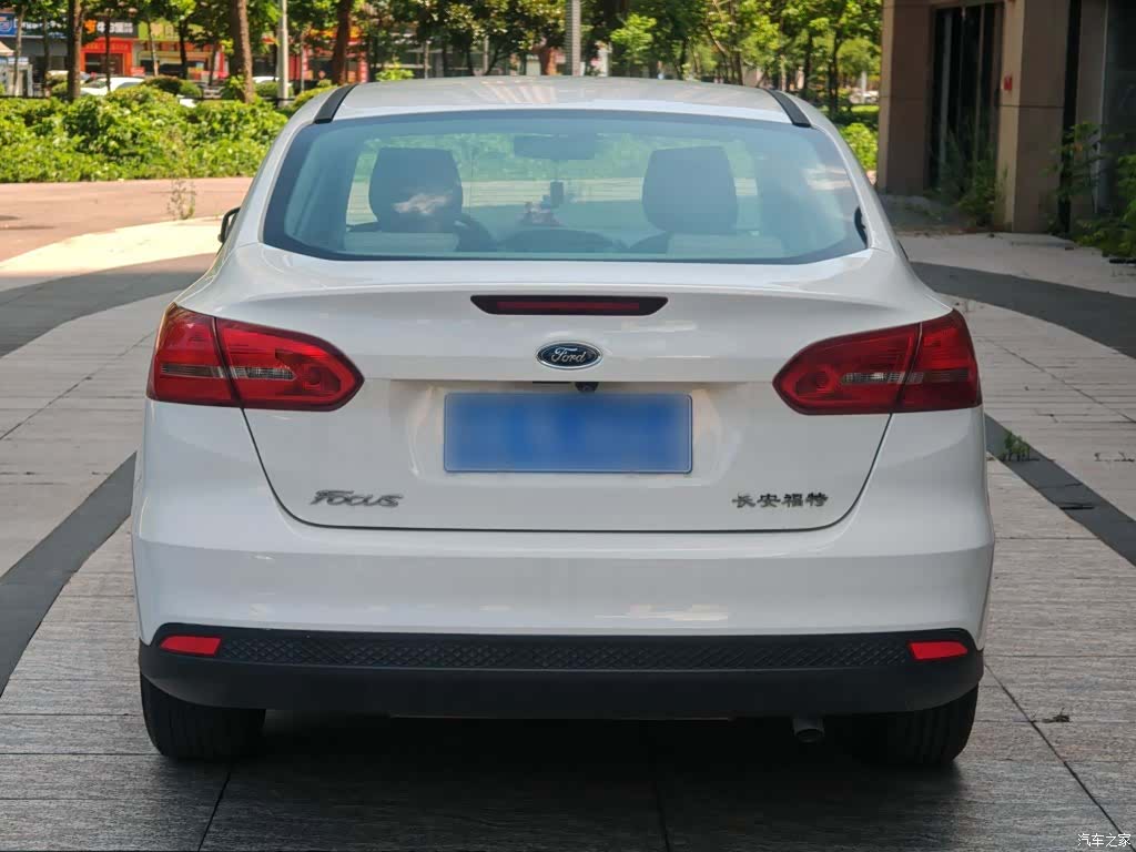 Ford Focus, 2017 13