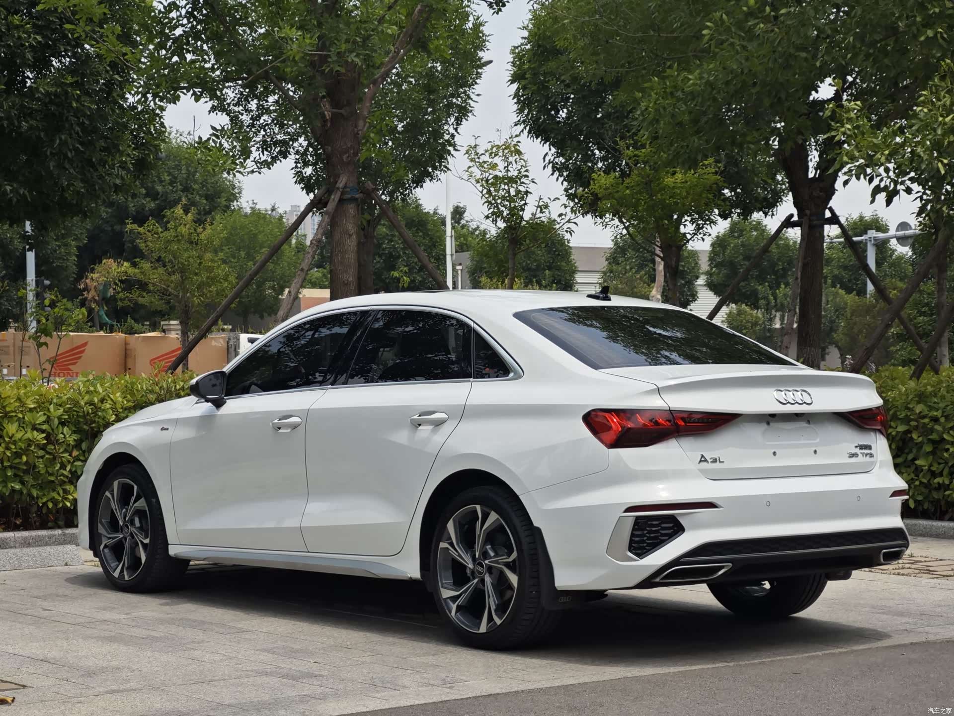 Audi A3, 2023 все фото