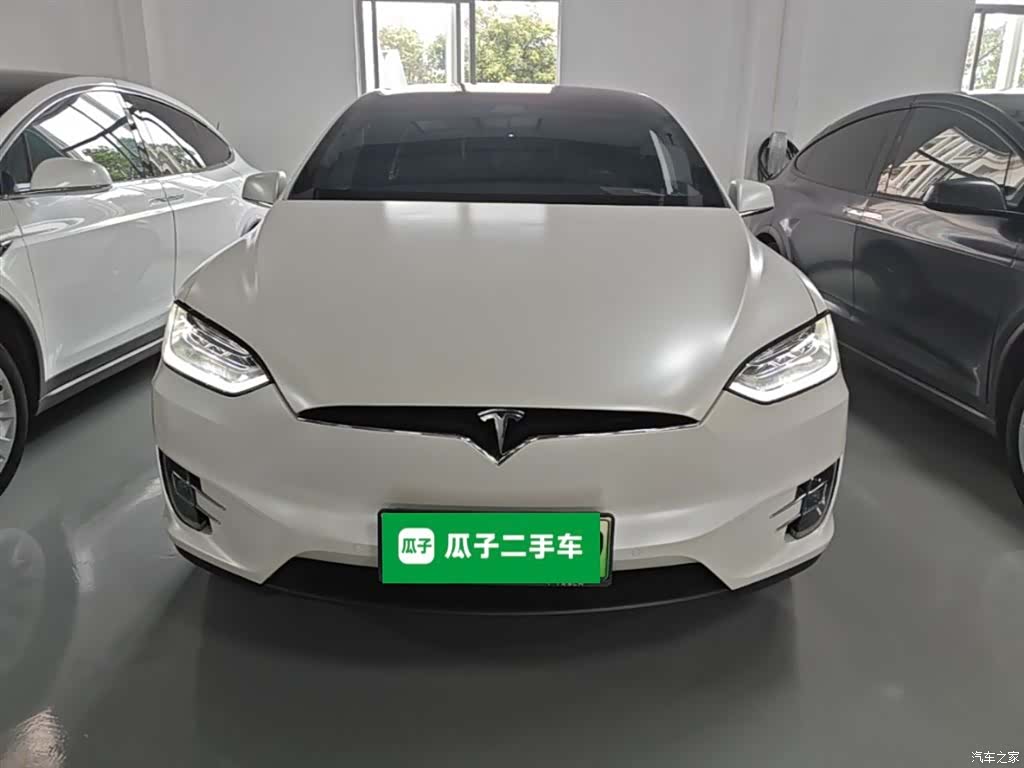 Tesla Model X, 2019 3