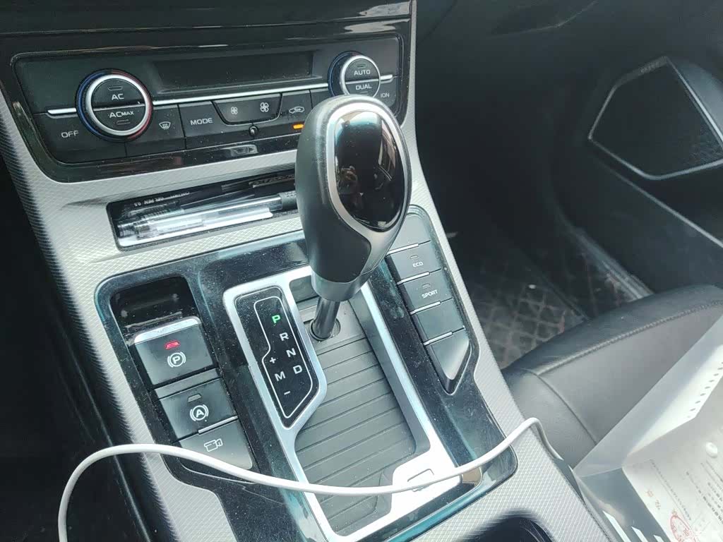 Geely Emgrand, 2019 7