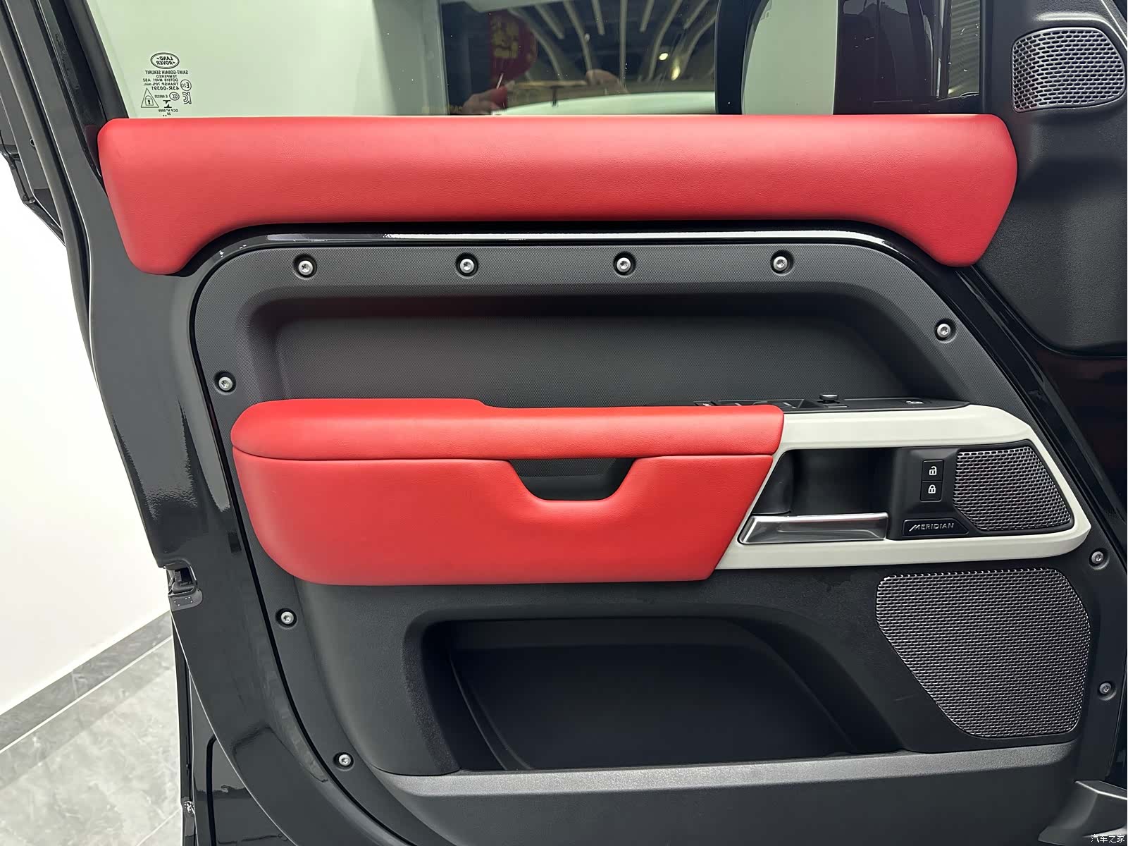 Land Rover Defender, 2022 17