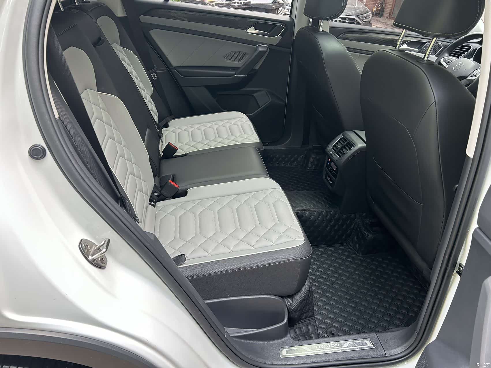 Volkswagen Tayron, 2023 18